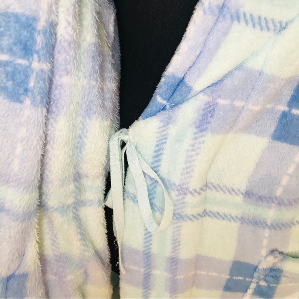 2/$20 Size S | Plaid Fleece Heavy Robe - Picture 5 of 15